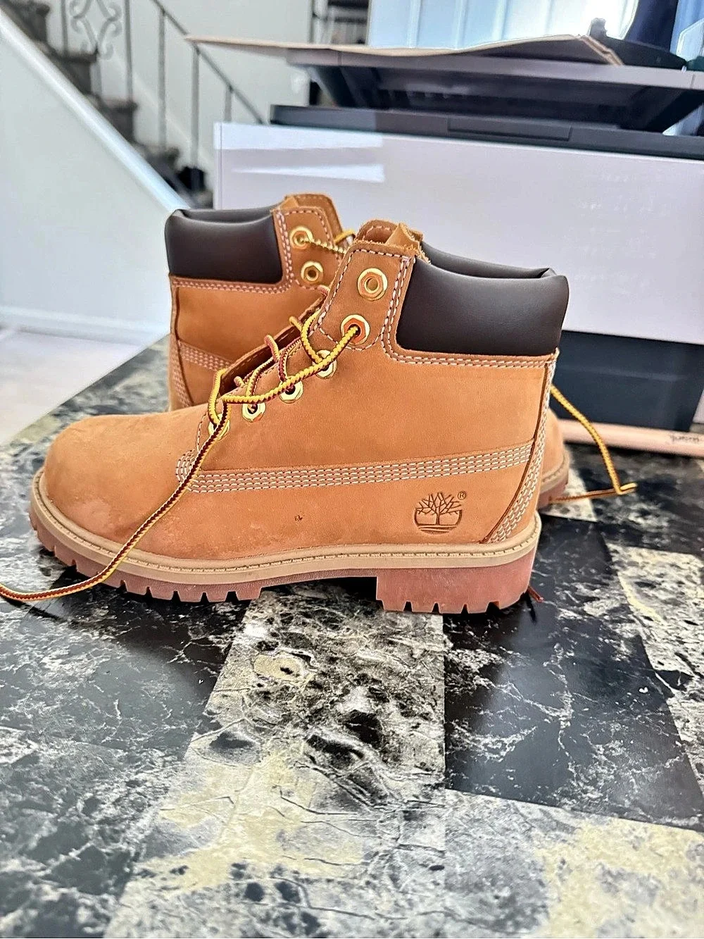 Timberland Waterproof 6-Inch Boots in Brown Like New